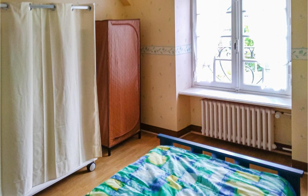 Cozy Home In Plancoet With Wifi Exteriér fotografie